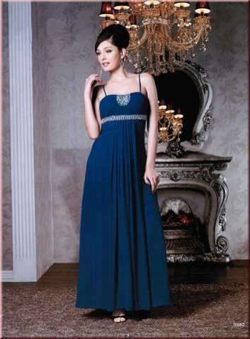 Wunderschönes Abendkleid mit Stola/Schal